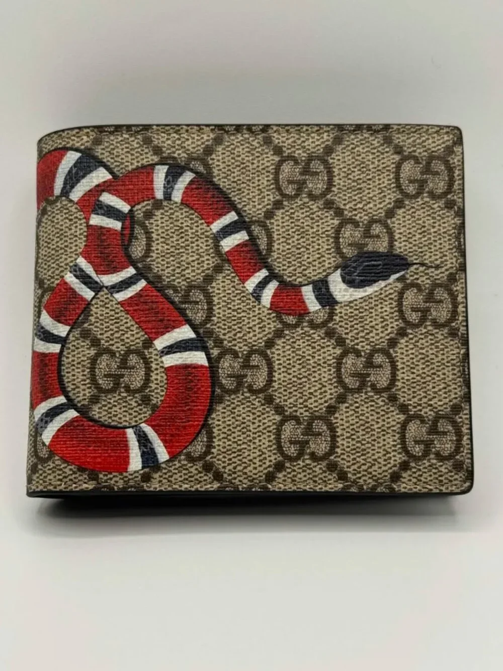 Gucci Kingsnake GG Supreme Wallet Beige